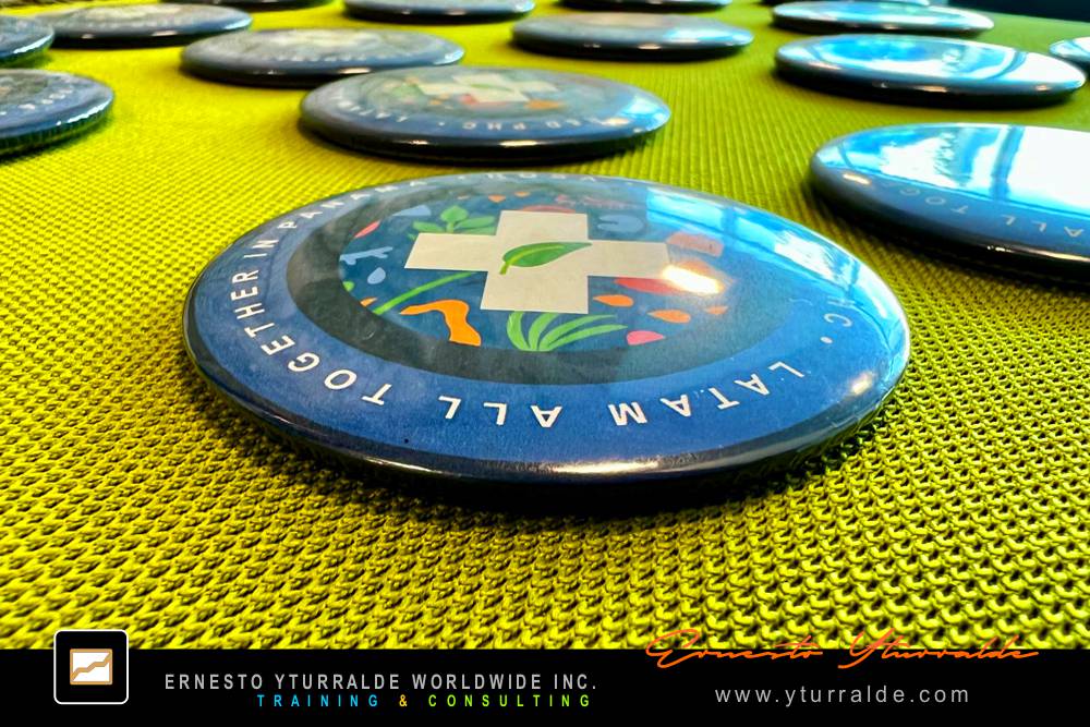 Team Building Corporativo LATAM con desafíos de integración y colaboración en equipos